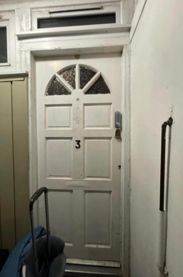 Arbnb Comfy Sleep Guest House Self Catering Private Bedrooms 60 Pound Per Night Per Person London Bagian luar foto